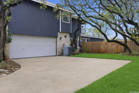 1739 Royal Crescent San Antonio TX 78231