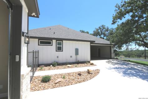 120 Timber Heights La Vernia TX 78121