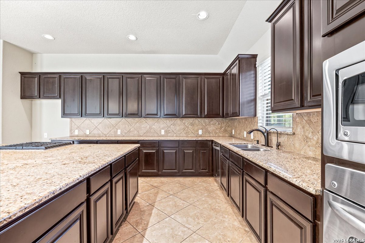 19414 Arrowood Place San Antonio TX 78266