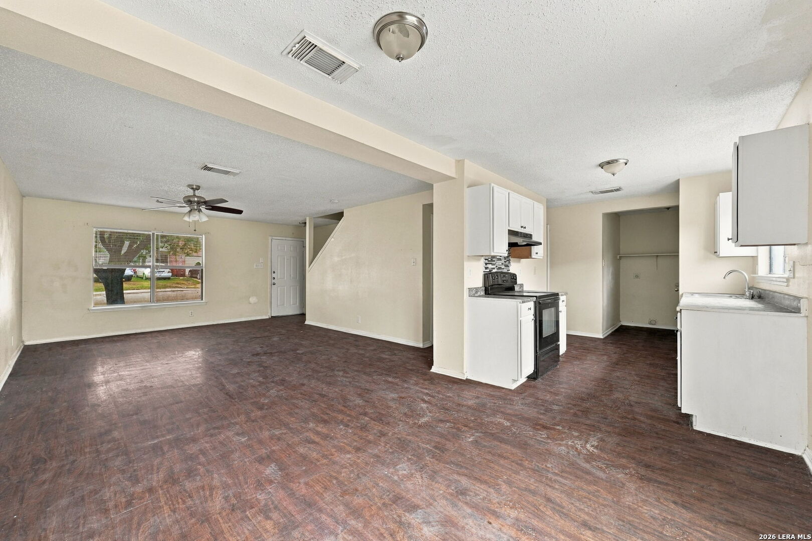 3671 Cameron Springs San Antonio TX 78244