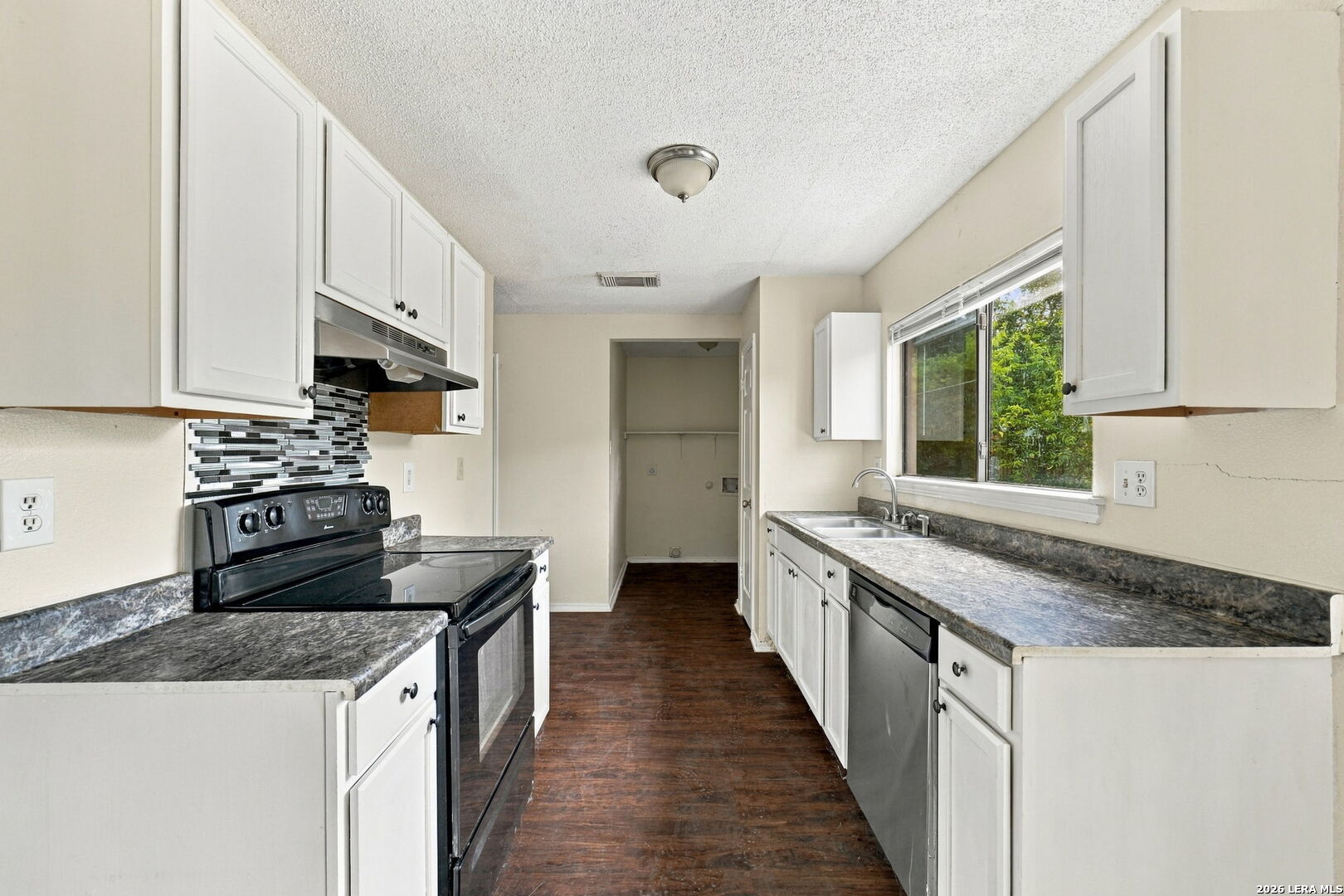 3671 Cameron Springs San Antonio TX 78244