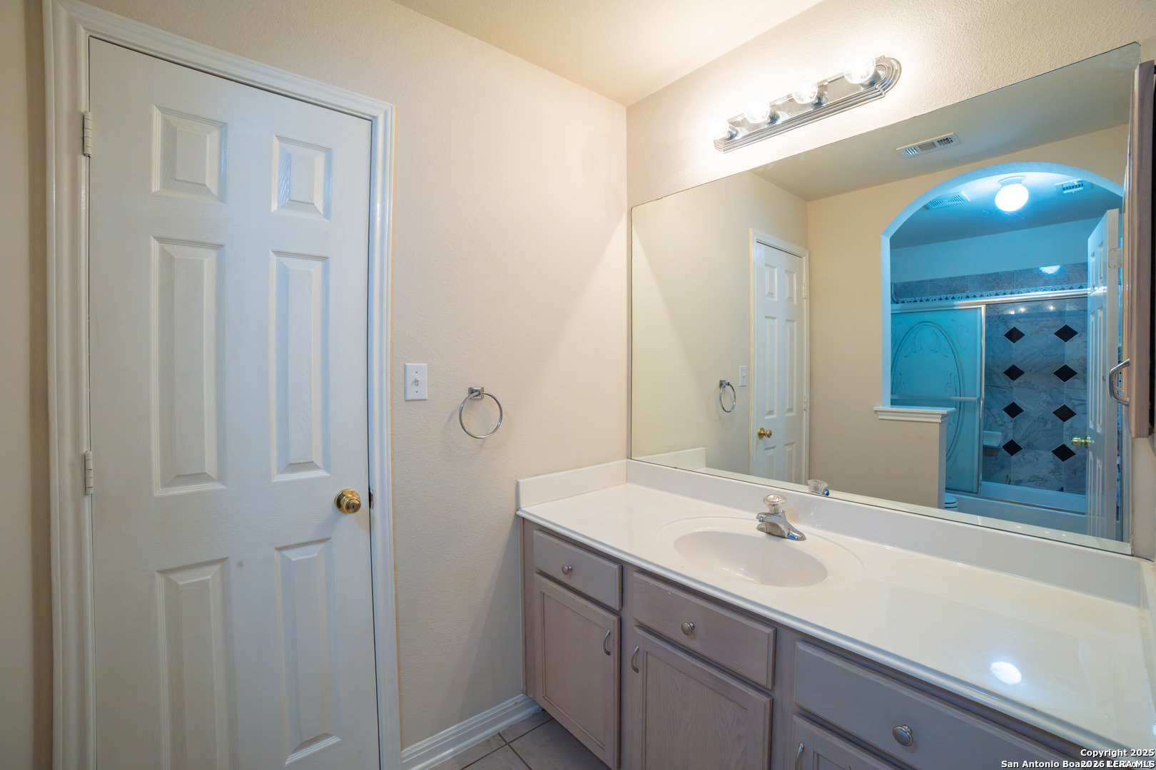 1414 Mesa San Antonio TX 78258