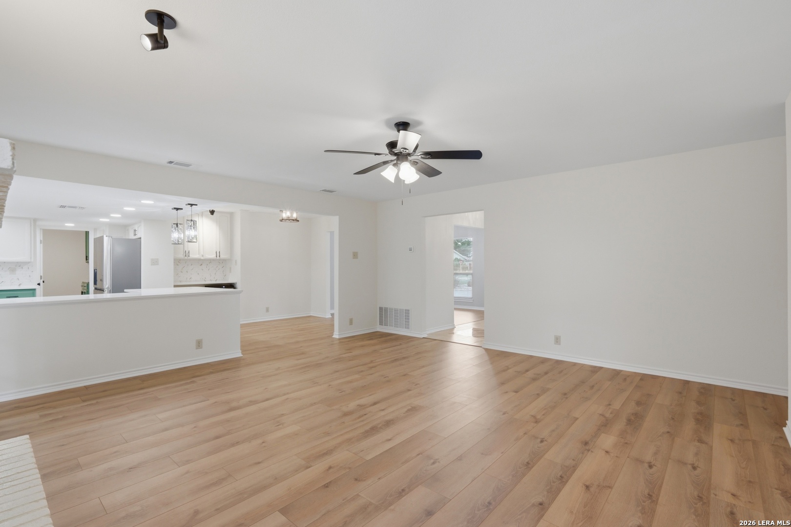 2906 Barrel Oak Street San Antonio TX 78231