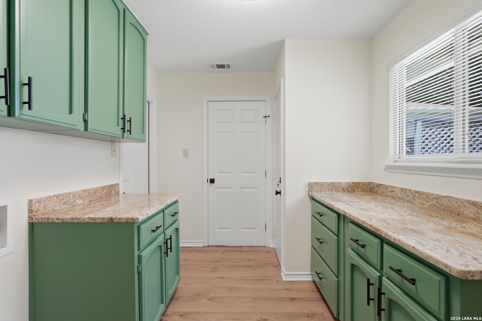 2906 Barrel Oak Street San Antonio TX 78231