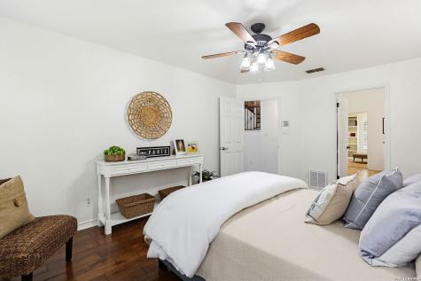 2206 South Abbey Loop New Braunfels TX 78130