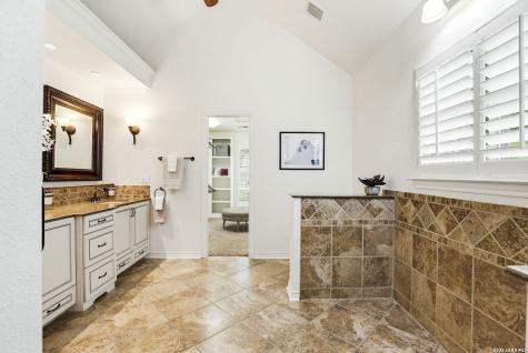 2206 South Abbey Loop New Braunfels TX 78130