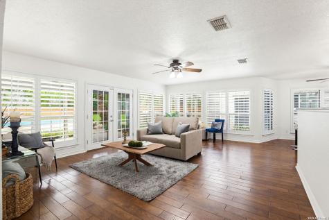 2206 South Abbey Loop New Braunfels TX 78130