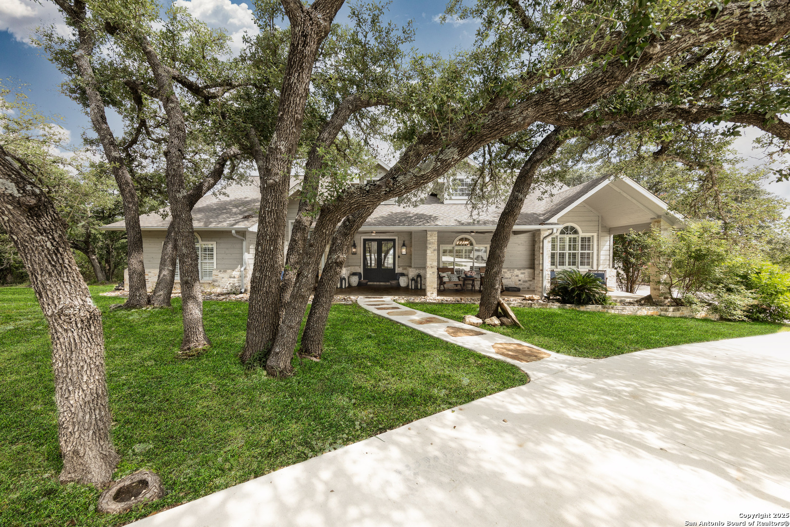 7046 Devonshire Spring Branch TX 78070
