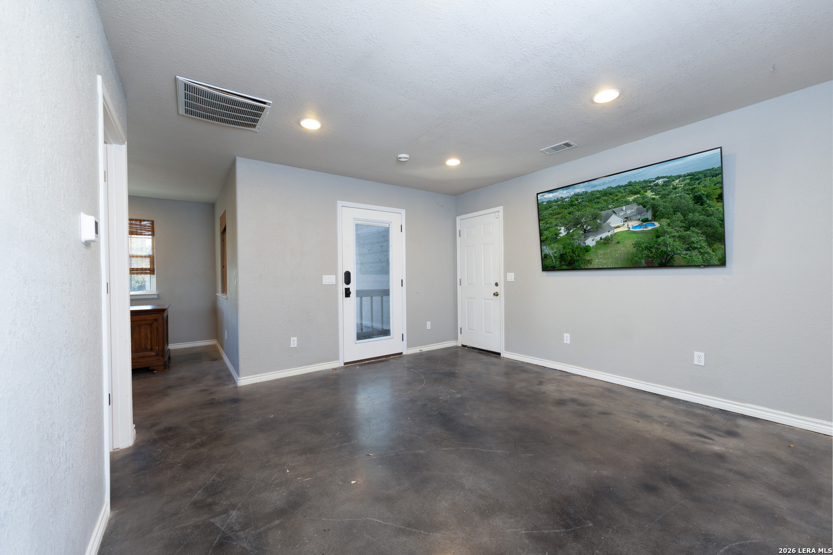 7046 Devonshire Spring Branch TX 78070