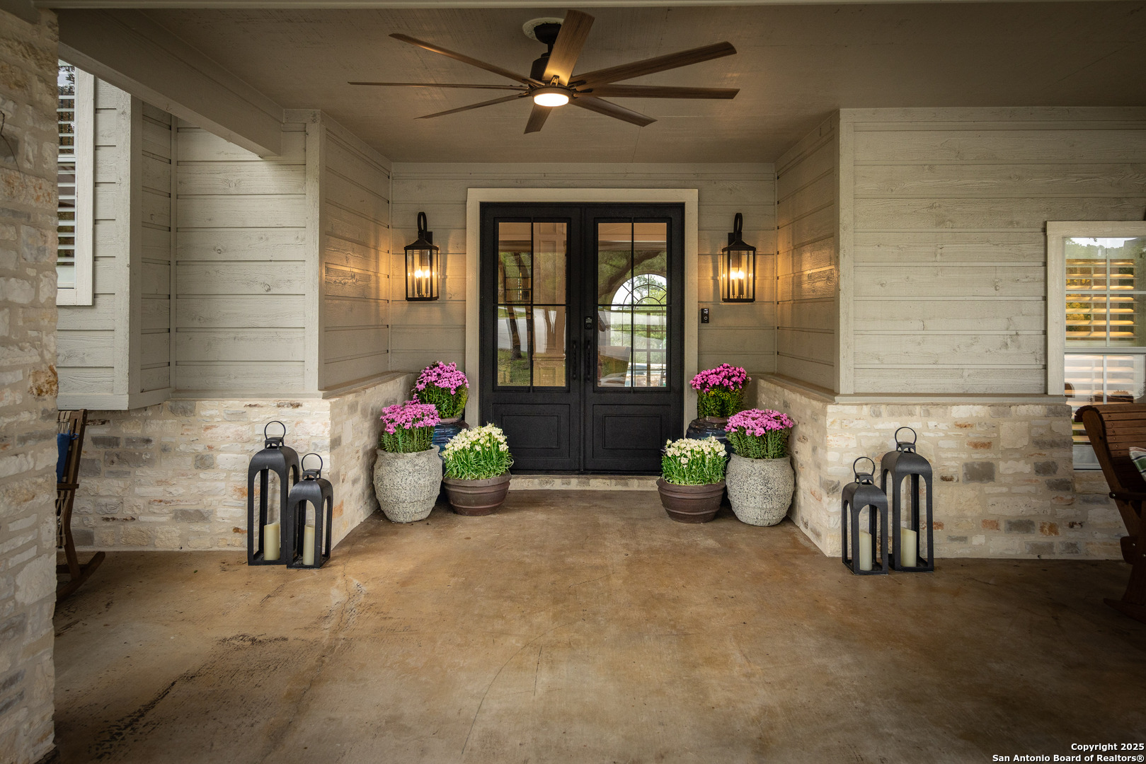7046 Devonshire Spring Branch TX 78070