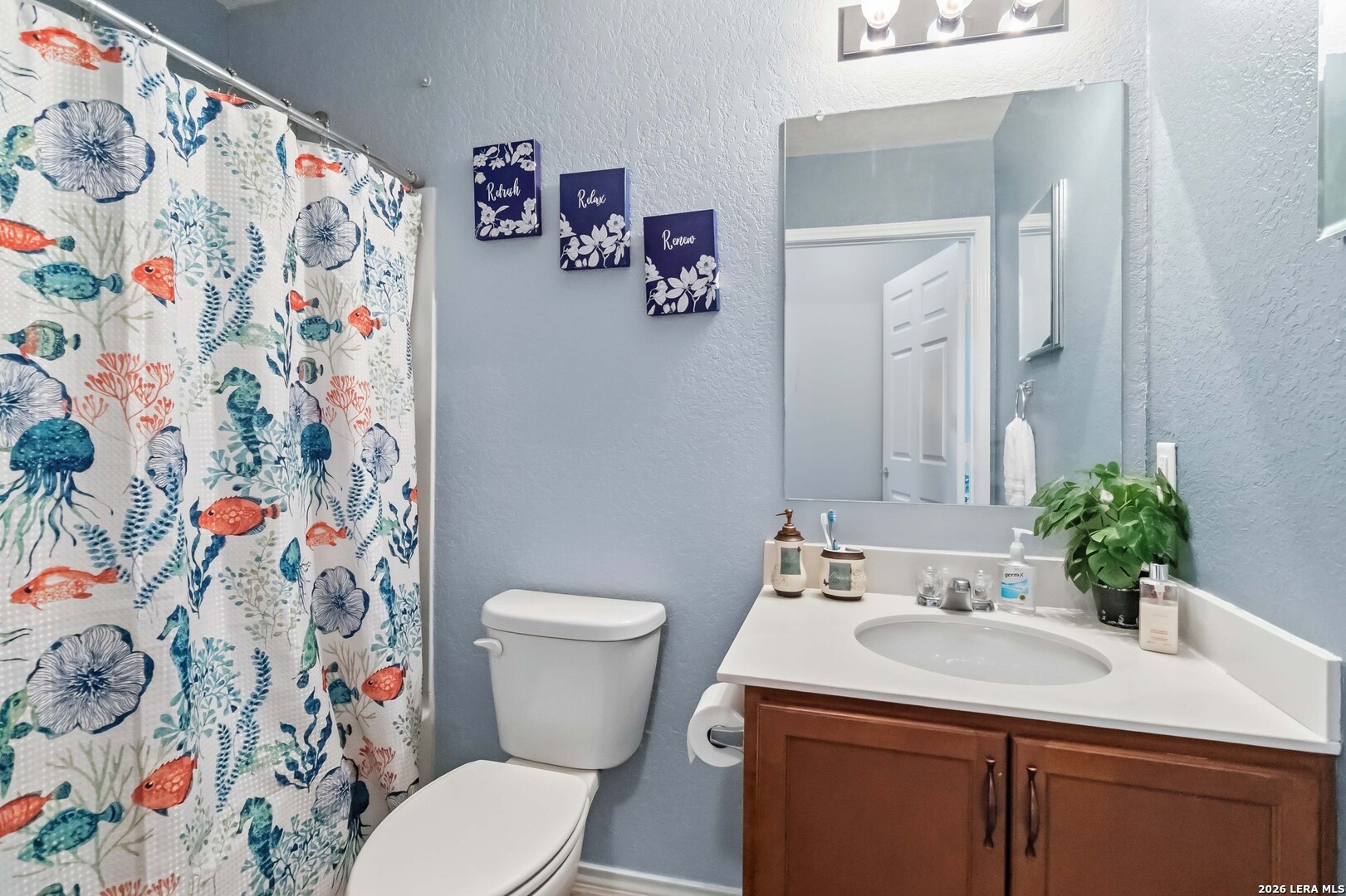 9339 Fisherman Port Converse TX 78109