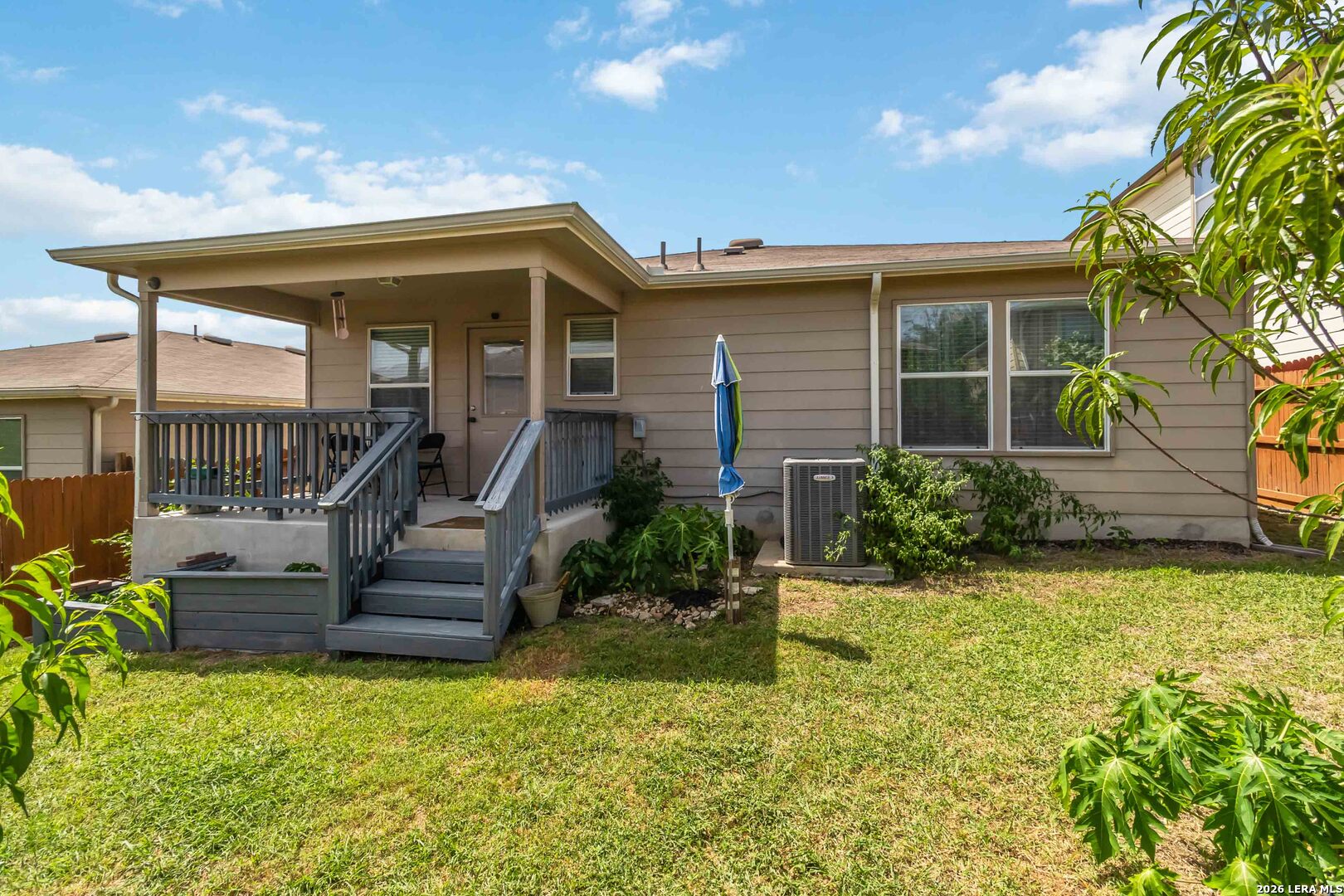9339 Fisherman Port Converse TX 78109