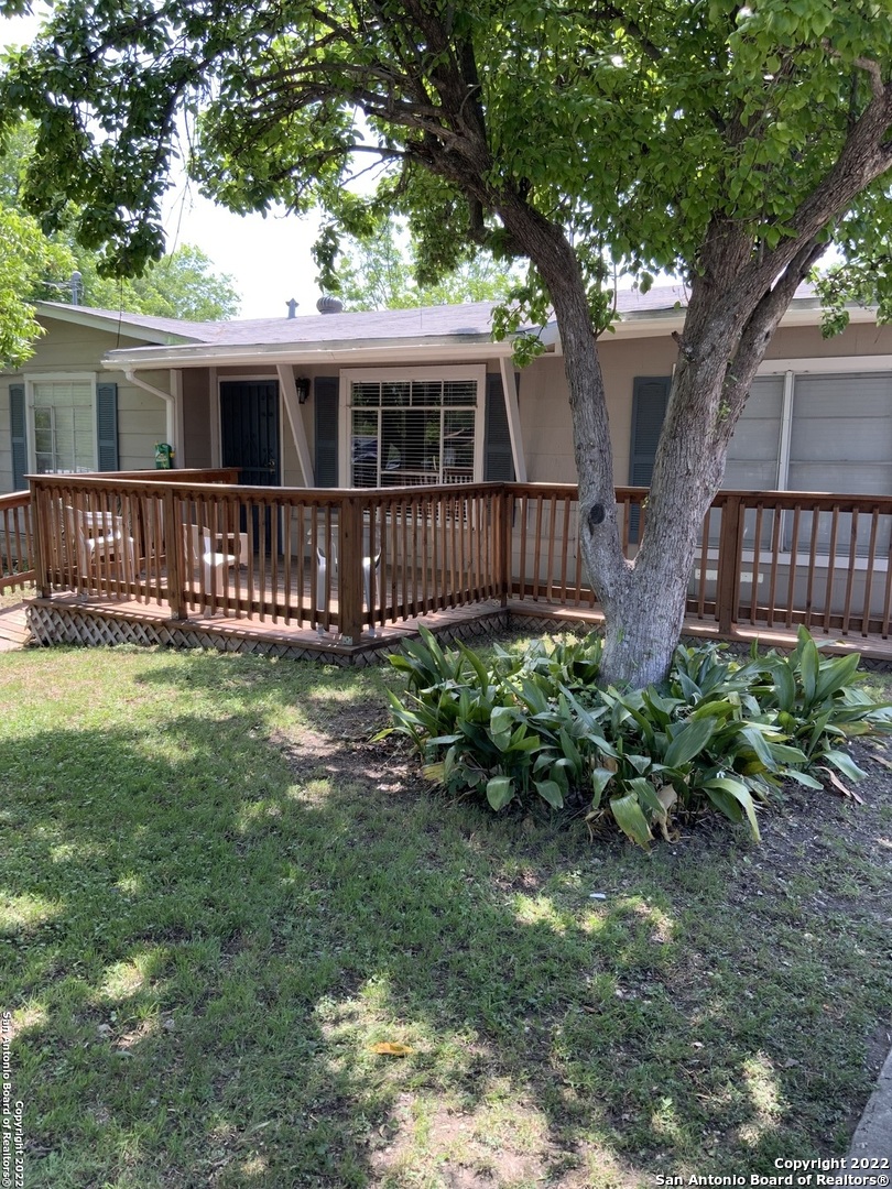 327 Holy Cross Drive San Antonio TX 78228