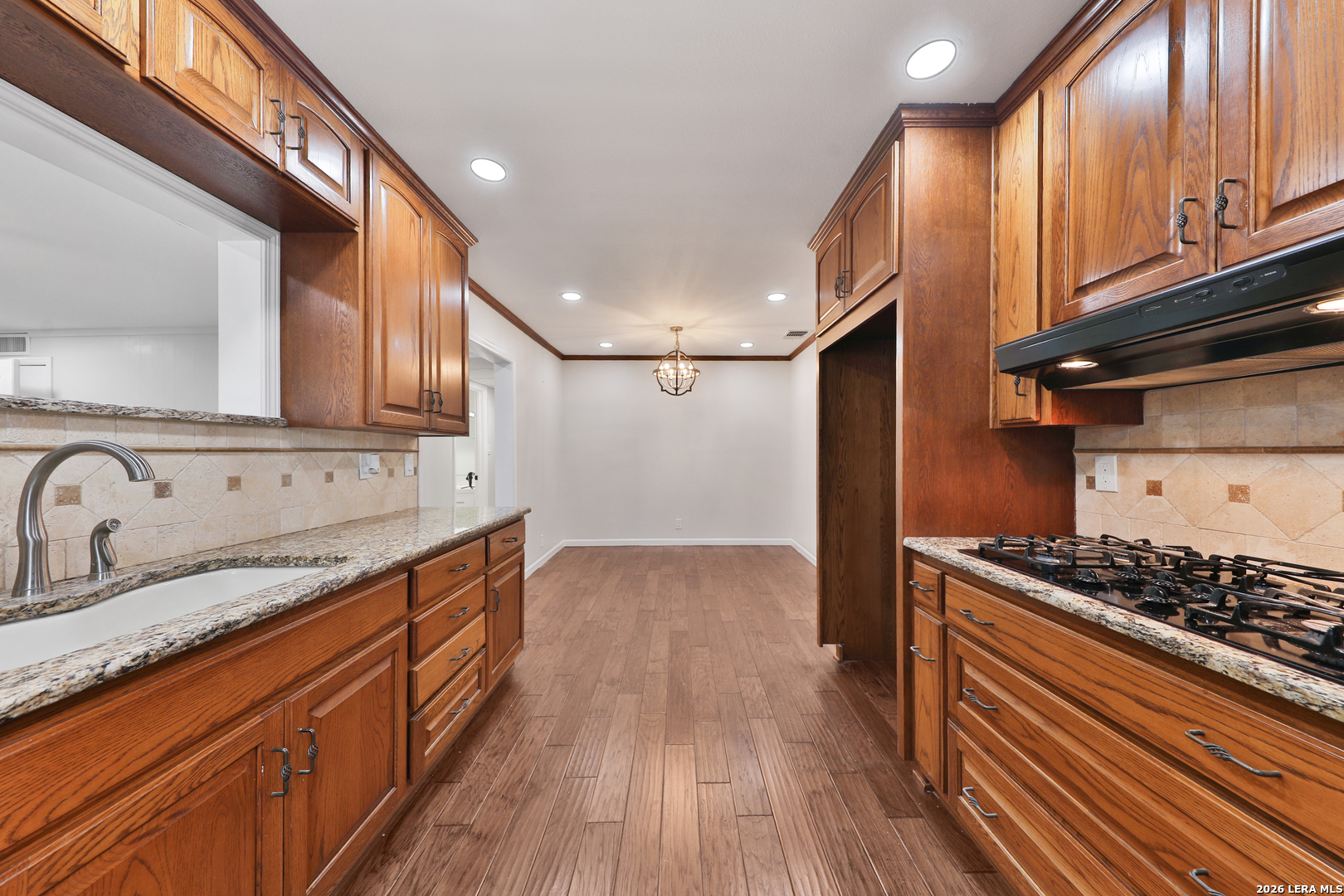 723 Glamis Avenue San Antonio TX 78223