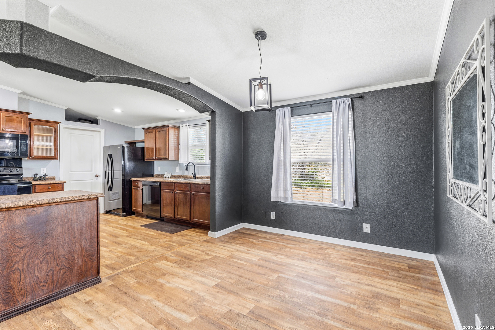 3876 County Road 427 Stockdale TX 78160