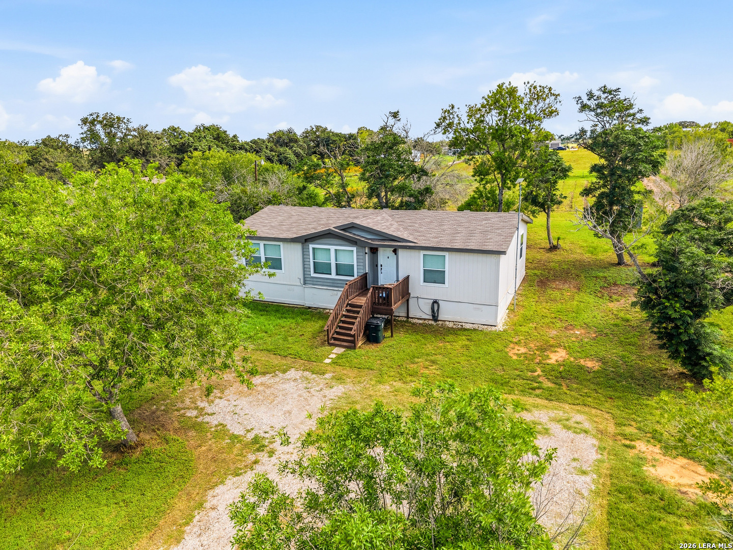 3876 County Road 427 Stockdale TX 78160