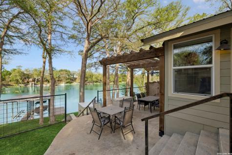 230 Lee Street Seguin TX 78155