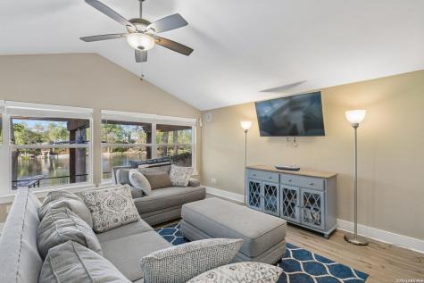 230 Lee Street Seguin TX 78155