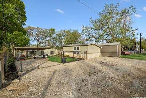 230 Lee Street Seguin TX 78155
