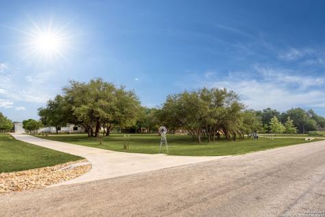 1133 Horseshoe Falls Bandera TX 78003