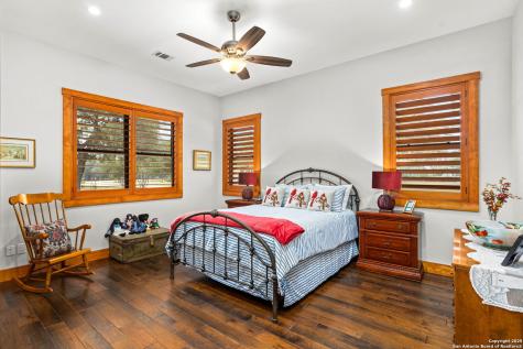 1133 Horseshoe Falls Bandera TX 78003