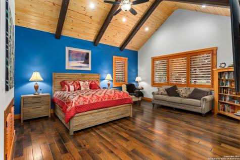 1133 Horseshoe Falls Bandera TX 78003