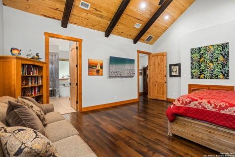 1133 Horseshoe Falls Bandera TX 78003