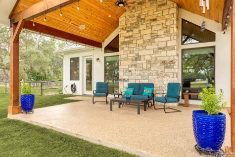 1133 Horseshoe Falls Bandera TX 78003