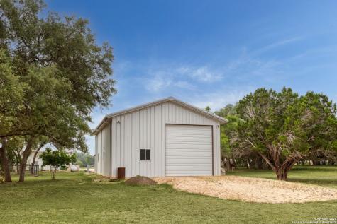 1133 Horseshoe Falls Bandera TX 78003