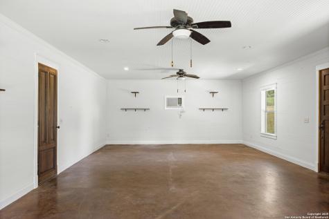 5450 Mazurek Schulenburg TX 78956