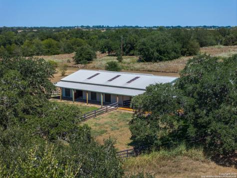 5450 Mazurek Schulenburg TX 78956