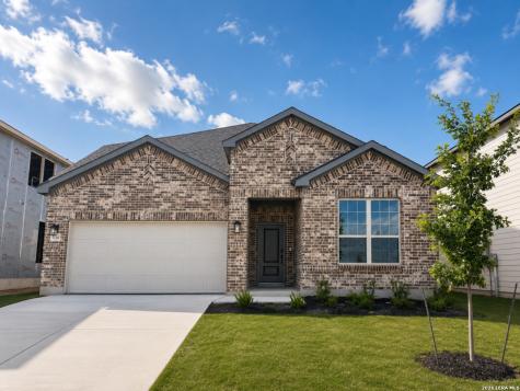 506 Nightingale Avenue Marion TX 78124