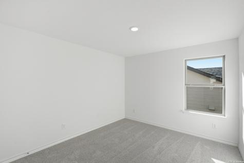 506 Nightingale Avenue Marion TX 78124