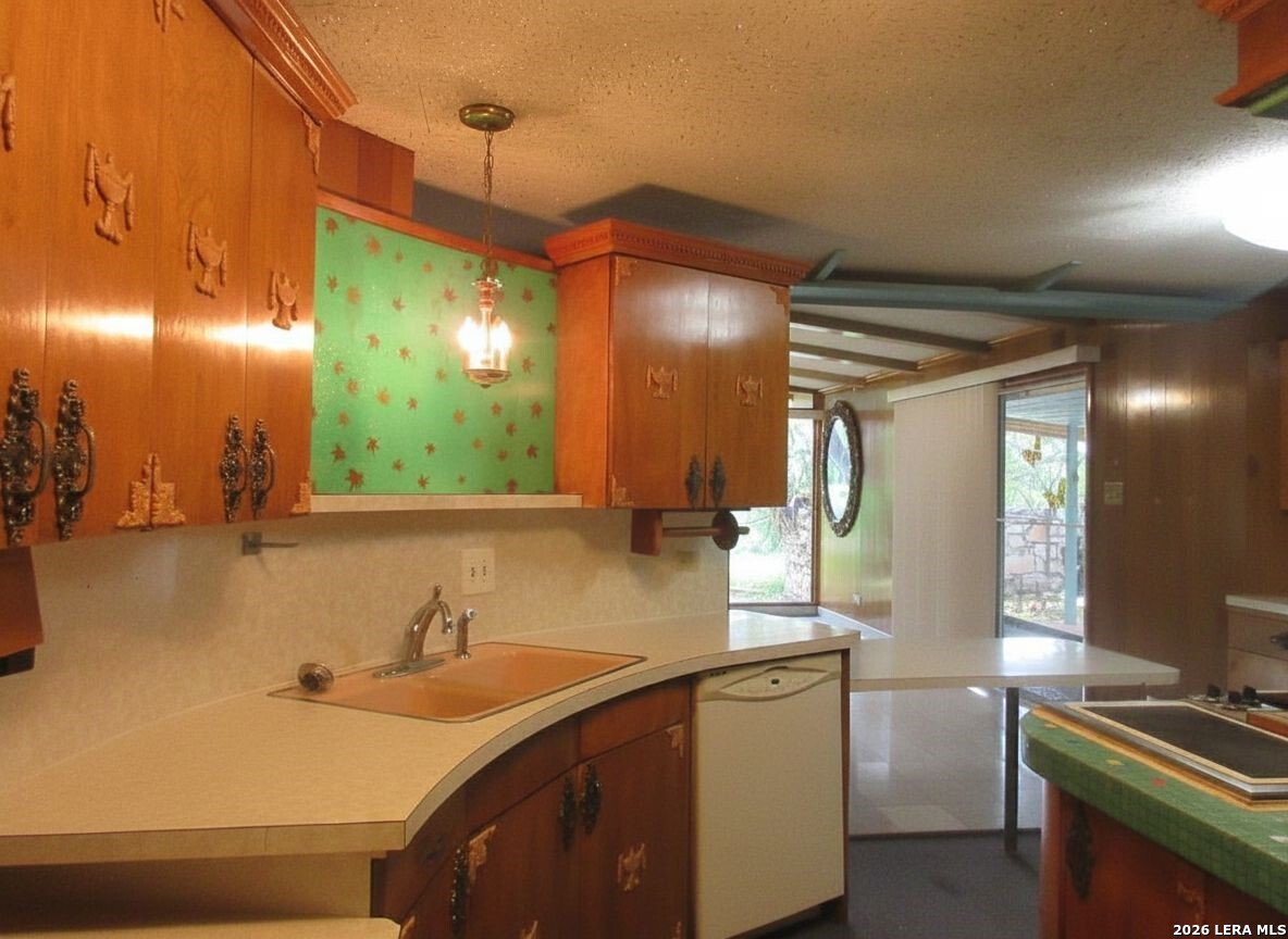 2415 Hillcrest Drive San Antonio TX 78228