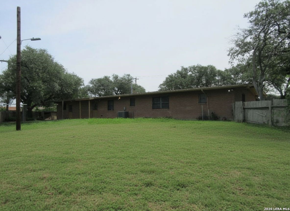 2415 Hillcrest Drive San Antonio TX 78228