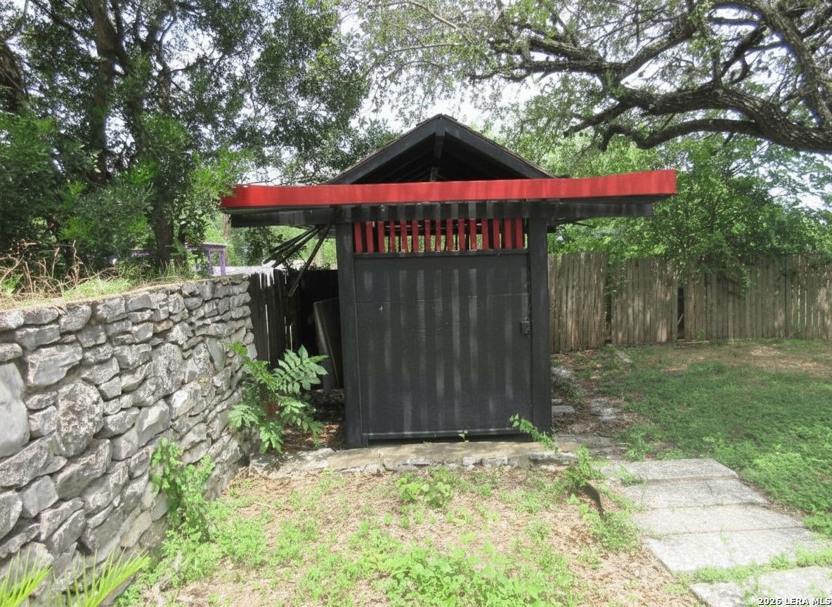 2415 Hillcrest Drive San Antonio TX 78228