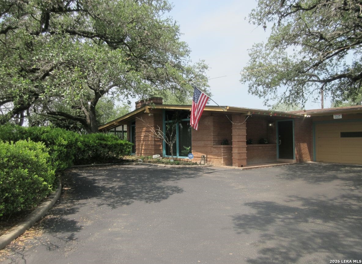 2415 Hillcrest Drive San Antonio TX 78228