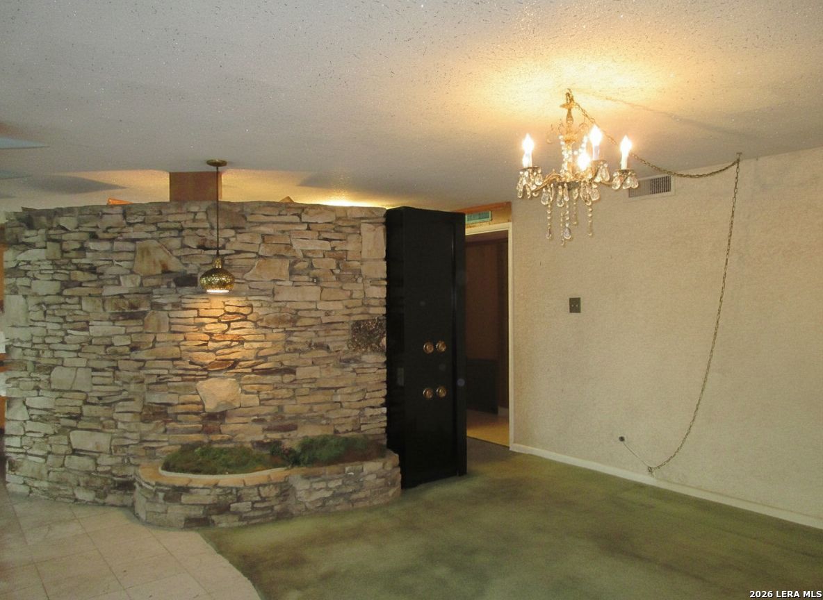 2415 Hillcrest Drive San Antonio TX 78228