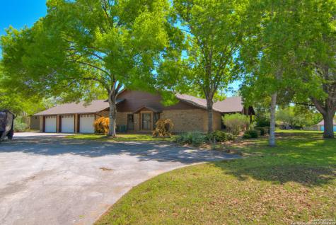 225 Wingate Court Seguin TX 78155