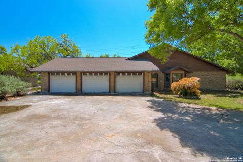 225 Wingate Court Seguin TX 78155