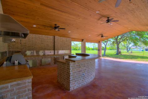 225 Wingate Court Seguin TX 78155