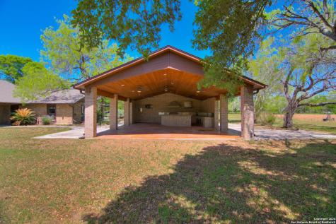 225 Wingate Court Seguin TX 78155