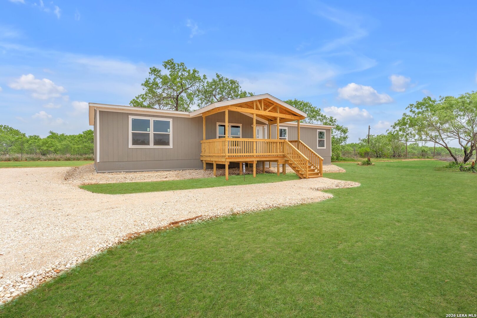 2711 Fm 1332 Jourdanton TX 78026