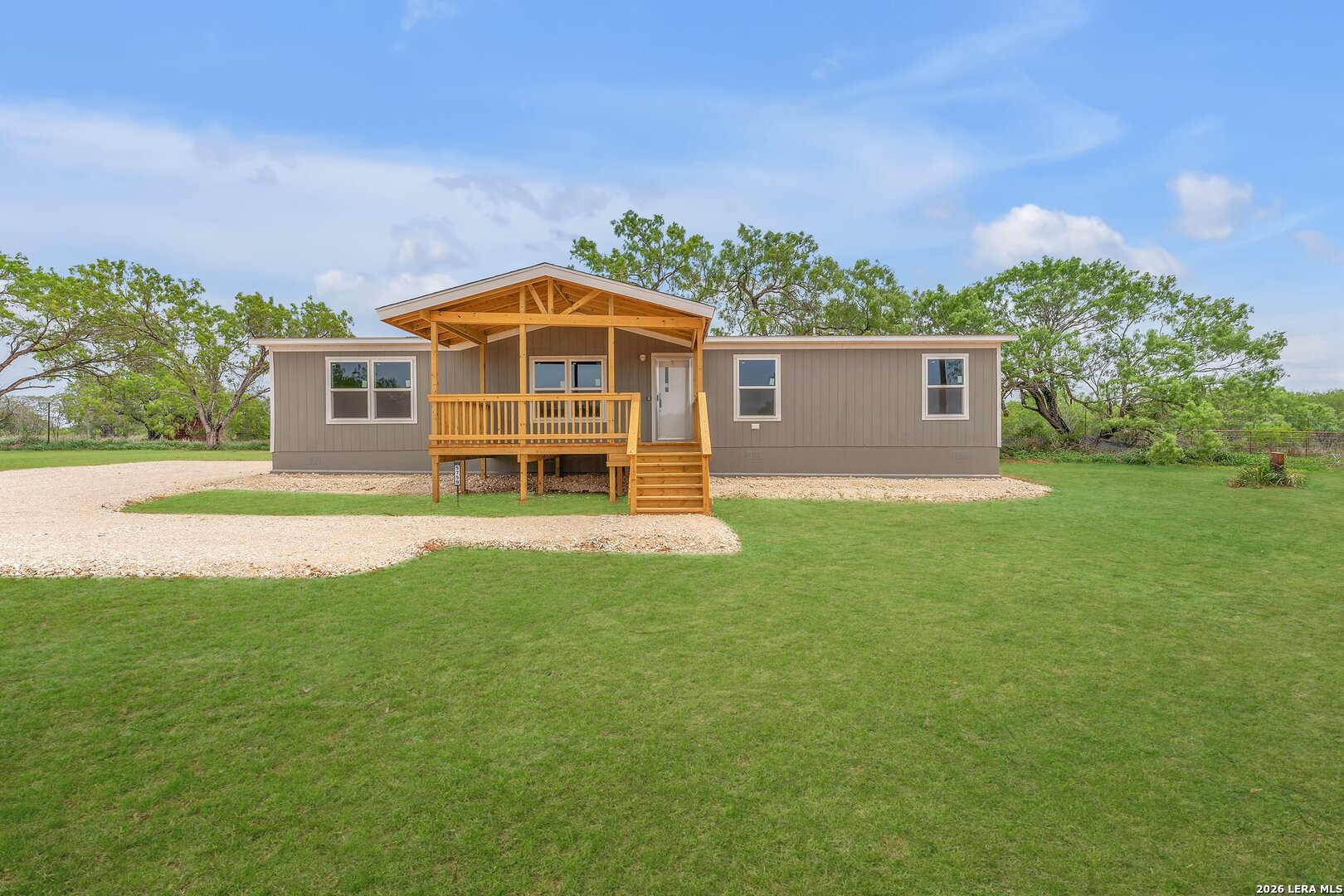 2711 Fm 1332 Jourdanton TX 78026