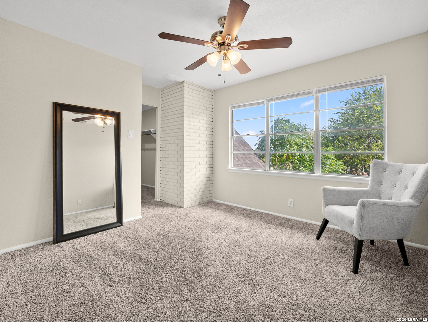 5302 Charter Oak San Antonio TX 78229