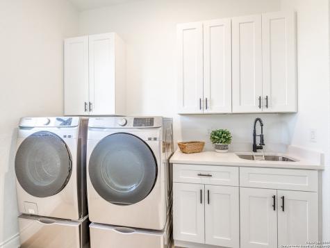 218 Edgewood Circle Bandera TX 78003