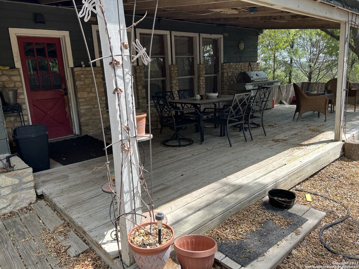 190 Family Circle Fischer TX 78623