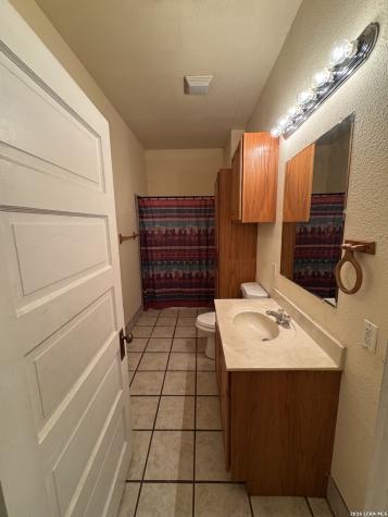 265 County Road 5227 Hondo TX 78861