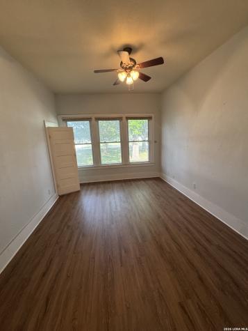 265 County Road 5227 Hondo TX 78861