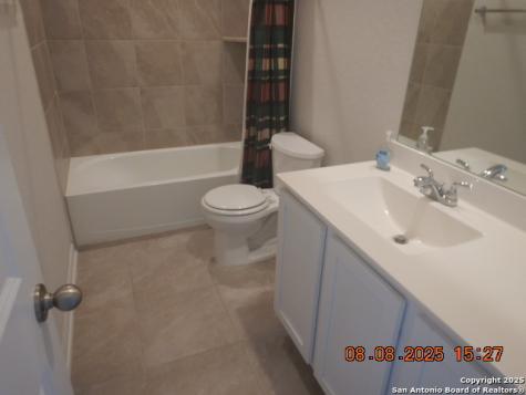 4502 Westbourne Way Converse TX 78109